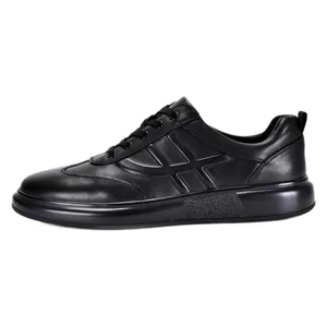 Zapatillas casuales profesionales para hombre en cuero negro suave y transpirable