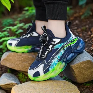 New 2024 boys' breathable mesh sports sneakers with rotary buckle and neon green sole