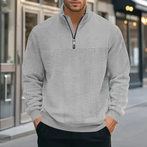 Stijlvolle grijze herensweatshirt met kwartrits en verfijnd jacquard geweven patroon