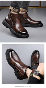 Vue détaillée de bottines Martin en cuir marron pour hommes avec fermeture éclair