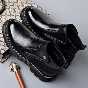 Bottines Chelsea pour hommes en cuir noir de style britannique avec fermeture éclair