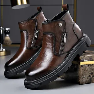 Bottines Chelsea en cuir marron pour hommes avec fermeture éclair et semelle crantée