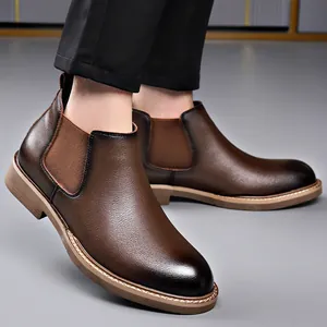 Bruine leren Chelsea boots voor heren met elastische inzetten voor herfst en winter