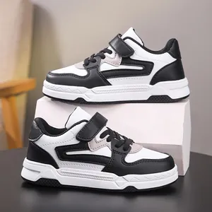 Zapatillas de cuero para niños en blanco y negro calzado deportivo casual escolar y viaje