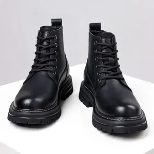 Classici stivali Martin neri da uomo con suola spessa in stile British, design alla moda