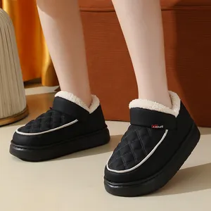 Chaussons d'hiver matelassés pour femmes avec semelle épaisse et doublure polaire