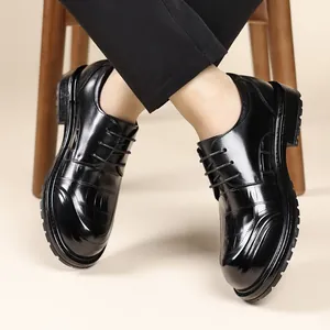 Black men's leather derby shoes with thick soles and crocodile texture for business