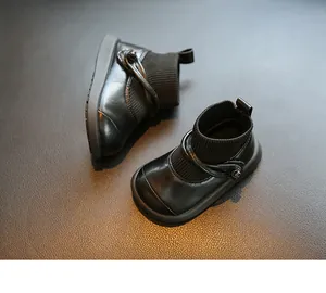 Bottines d'hiver noires pour bébés avec semelle souple et col en tricot pour filles