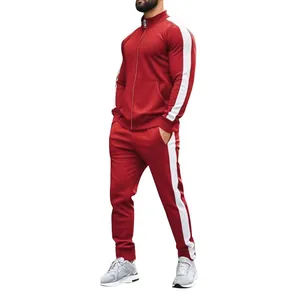 Chándal de hombre rojo de dos piezas con rayas laterales blancas y cuello alto