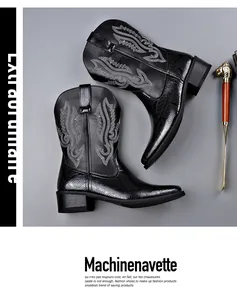 Vintage schwarze Biker-Boots für Herren mit geprägtem Leder und V-Ausschnitt Stickerei.