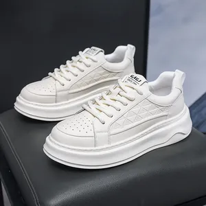 Heren Herfst Nieuwe Dikke Zool Skateschoenen Tweelaags Koeienhuid Casual Witte Sneakers Antislip Rubberen Zool Jeugd Sportschoenen