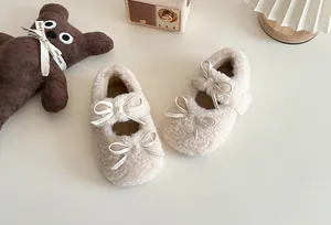 Süße Sherpa-Pelz-Flachschuhe für Mädchen mit Doppelschleifen für Herbst und Winter.
