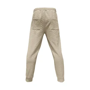Pantalones de chándal beige para hombre con tejido de trenzas y bolsillos traseros