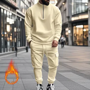 Conjunto de sudadera con cremallera y jogger cargo de forro polar cálido para hombre invierno.