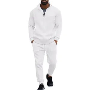 Primer plano de la textura de punto jacquard blanco del chándal de moda para hombres