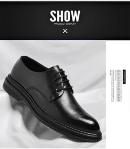 Dettaglio di scarpa Derby in pelle nera con texture elegante su sfondo bianco
