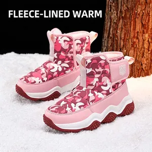 Roze camouflage sneeuwlaarzen voor kinderen met warme fleecevoering en antislipzool