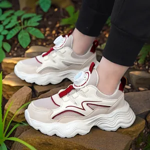 Scarpe sportive traspiranti per bambini con fibbia rotante e suola spessa esterna