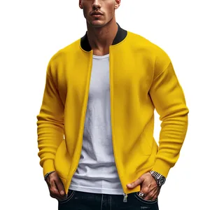 Giacca bomber gialla moderna da uomo con collo a lupetto e dettaglio zip casual