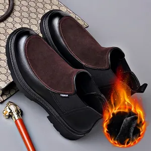 Stijlvolle zwarte leren Chelsea boots voor heren met warme pluche voering en suède