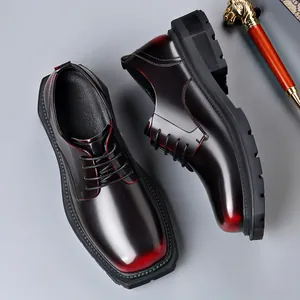 Luxe herenschoenen met dikke zool bordeauxrood kleurverloop en vierkante neus vetersluiting