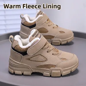Bottes de randonnée hiver enfant kaki avec doublure polaire chaude et semelle antidérapante