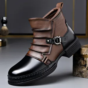 Men's vintage British style Chelsea boots with two-tone leather and decorative buckle