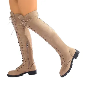 Bottes cuissardes à lacets en daim beige pour femmes avec petit talon carré et bout rond