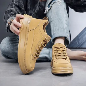Herren High-Top Plateau-Sneaker in Senfgelb mit strukturierten Seitenteilen