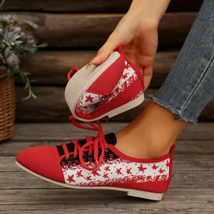 Flexible red flying knit women flat shoes with white star pattern and lace-up design