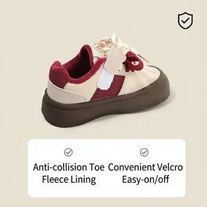 Modieuze kindersneakers met warme pluche voering en een handige klittenbandsluiting