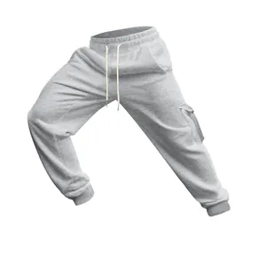 Detailansicht der grauen, fleecegefütterten Herren-Cargo-Jogginghose mit Kordelzug und Tasche