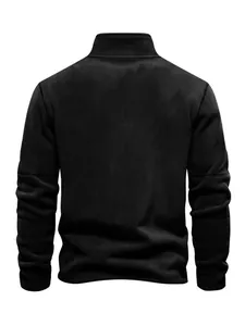Achteraanzicht van een premium heren fleece sweatshirt in het zwart met een opstaande kraag