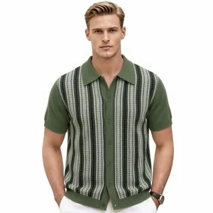 Cárdigan polo de punto a rayas retro para hombre en color verde salvia, manga corta