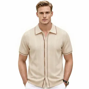 Elegante cardigan polo da uomo in maglia traforata color albicocca con bordi scuri