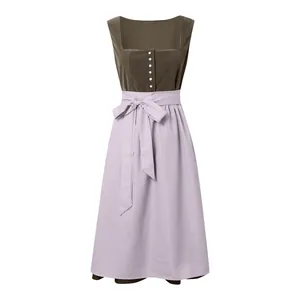 Vestido dirndl elegante para el Oktoberfest con top oliva y falda lila estampada