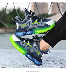 Sneakers invernali calde per bambini con fodera in pile e fibbia