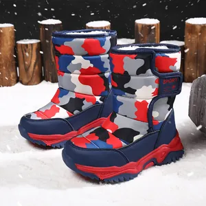 Stivali da neve mimetici per bambini con fodera calda e suole rosse antiscivolo resistenti