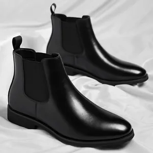 Classic men's black leather Chelsea boots featuring an elegant British retro style design