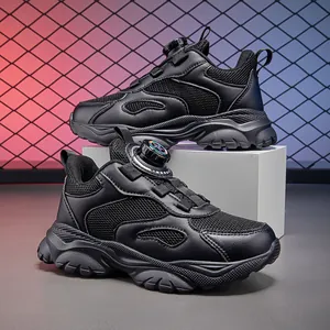 Scarpe sportive traspiranti in mesh nero per ragazzi 8-12 anni con chiusura a rotella