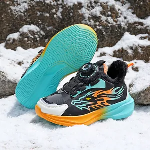 Warm padded children's winter sports shoes with flame pattern for boys' outdoor wear