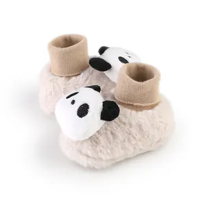 Schattige winterse pluche baby-loopschoentjes met panda-ontwerp en gebreide boord