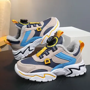 Gefütterte Winter-Sneaker für Jungen mit Drehverschluss und dicker Sohle für Wärme