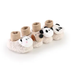 Zachte warme winter babyschoentjes met schattige 3D cartoon dieren voor alle baby's