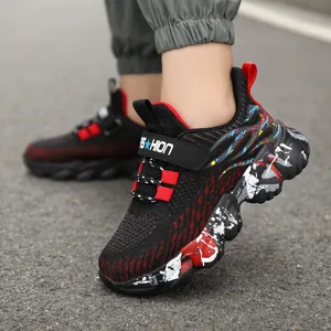 Zapatillas deportivas transpirables para niños con suela de colores y cierre de velcro