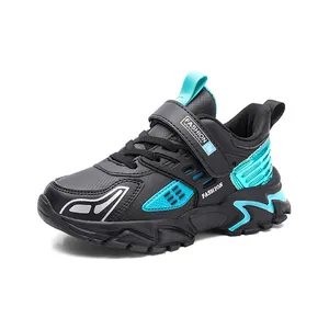 Zapatillas deportivas ligeras de cuero para niños en color negro y turquesa