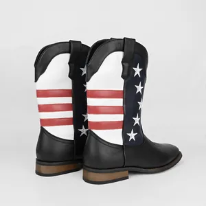 Detailansicht der Rückseite von Herren-Cowboystiefeln mit Sternen und Streifen Design