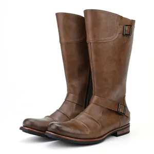 Bottes de Moto Hautes pour Hommes Fermeture Éclair Latérale Boucle Métallique Design Plissé Cuir PU Bottes d'Équitation Rétro Chaussures d'Hiver Décontractées