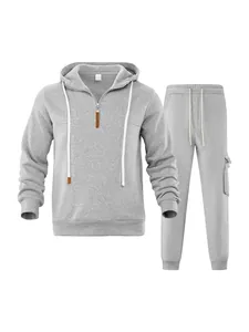 Grauer Herren-Trainingsanzug Set mit Kapuzenpullover und passender Cargo-Jogginghose