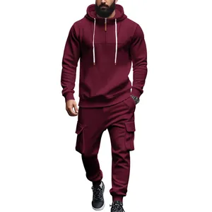 Kompletter burgunderroter Herren-Trainingsanzug mit Kapuzenpullover und Cargo-Jogginghose